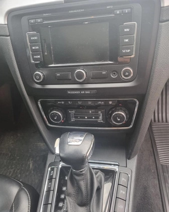 Skoda Superb cena 36500 przebieg: 217977, rok produkcji 2012 z Lublin małe 407